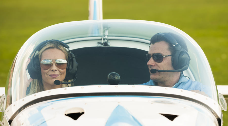 Earn Flying Hours: Several Unique Ways To Do It 
